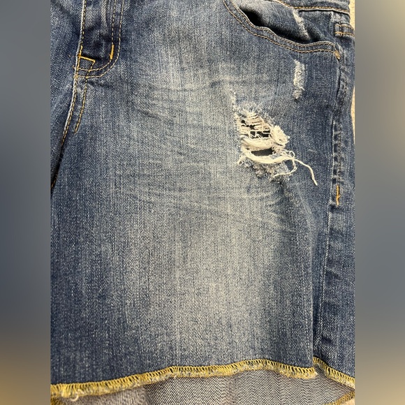 Refuse Distressed Denim Jean Dressy Shorts Size Large Stylish - Picture 6 of 8